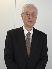 田久保忠衛